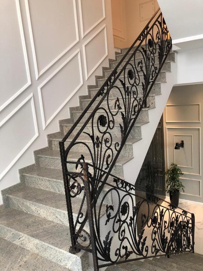 Hotel Dardani Косовська Митровиця Екстер'єр фото