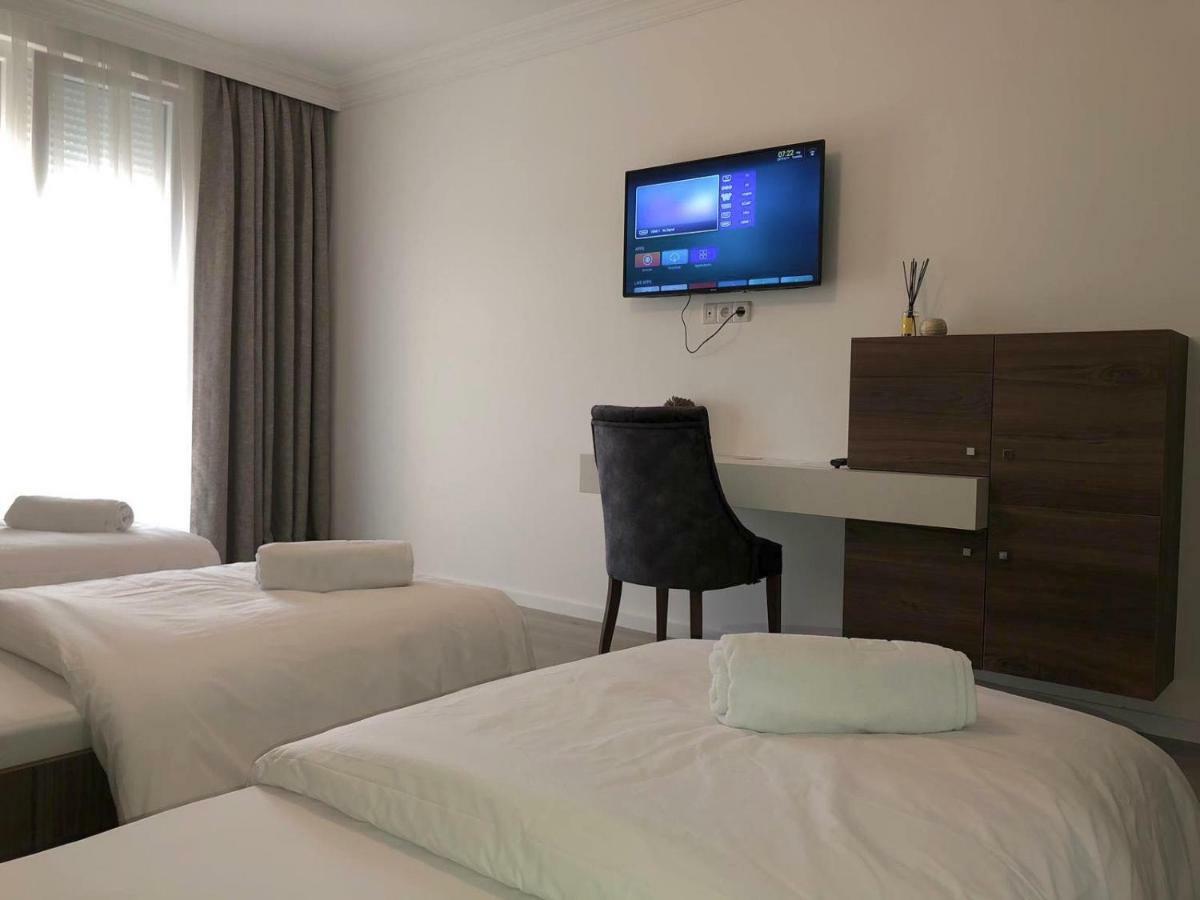 Hotel Dardani Косовська Митровиця Екстер'єр фото
